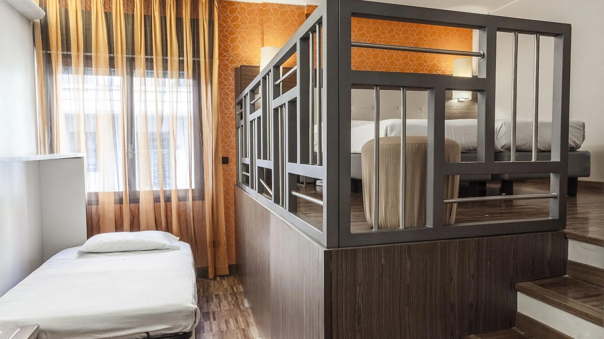 ***  Hotel Des Etrangers Milan Italy