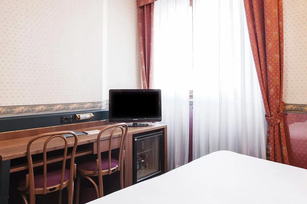 Hotel Des Etrangers Milan